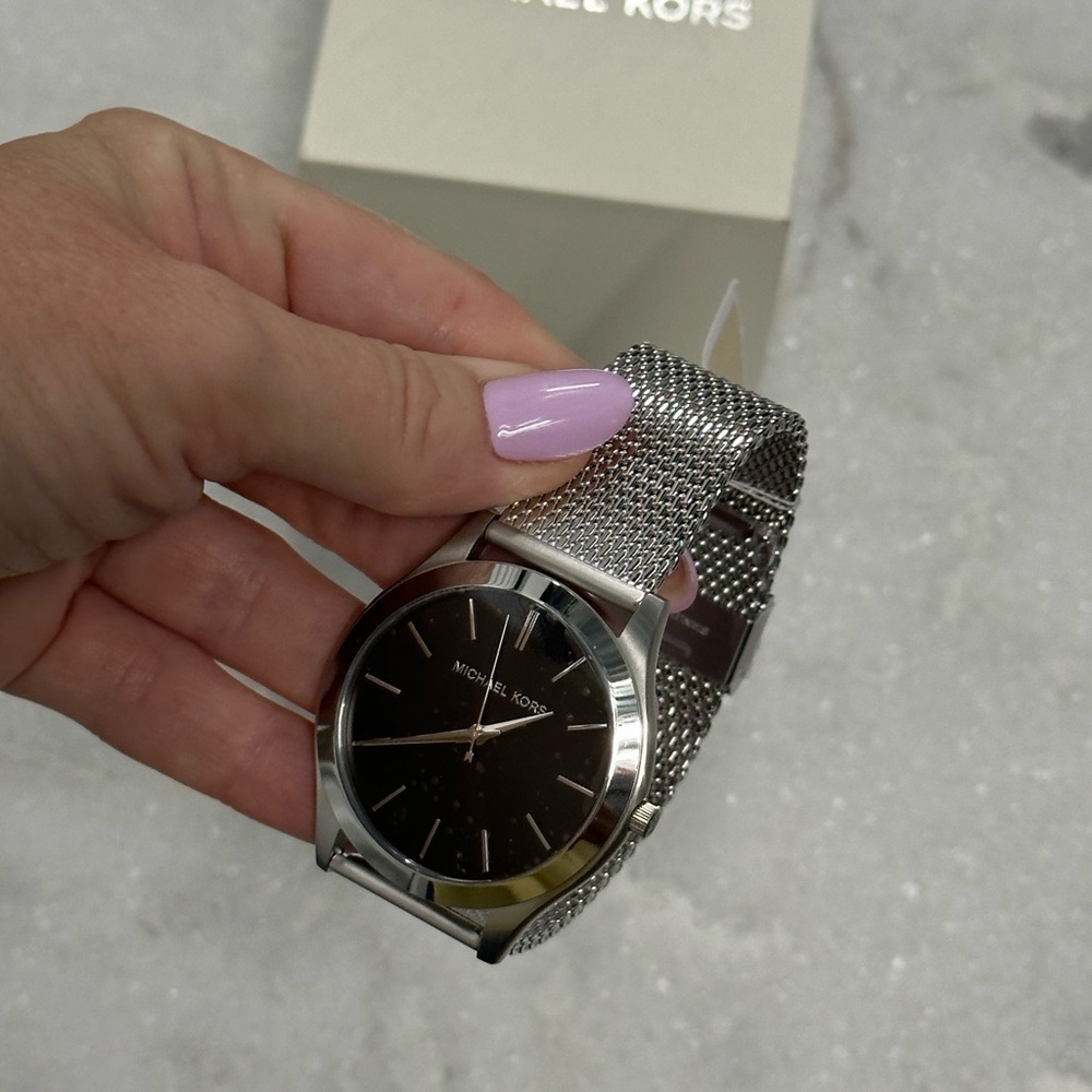 NWT Michael Kors watch MK8606 - Picture 2 of 5